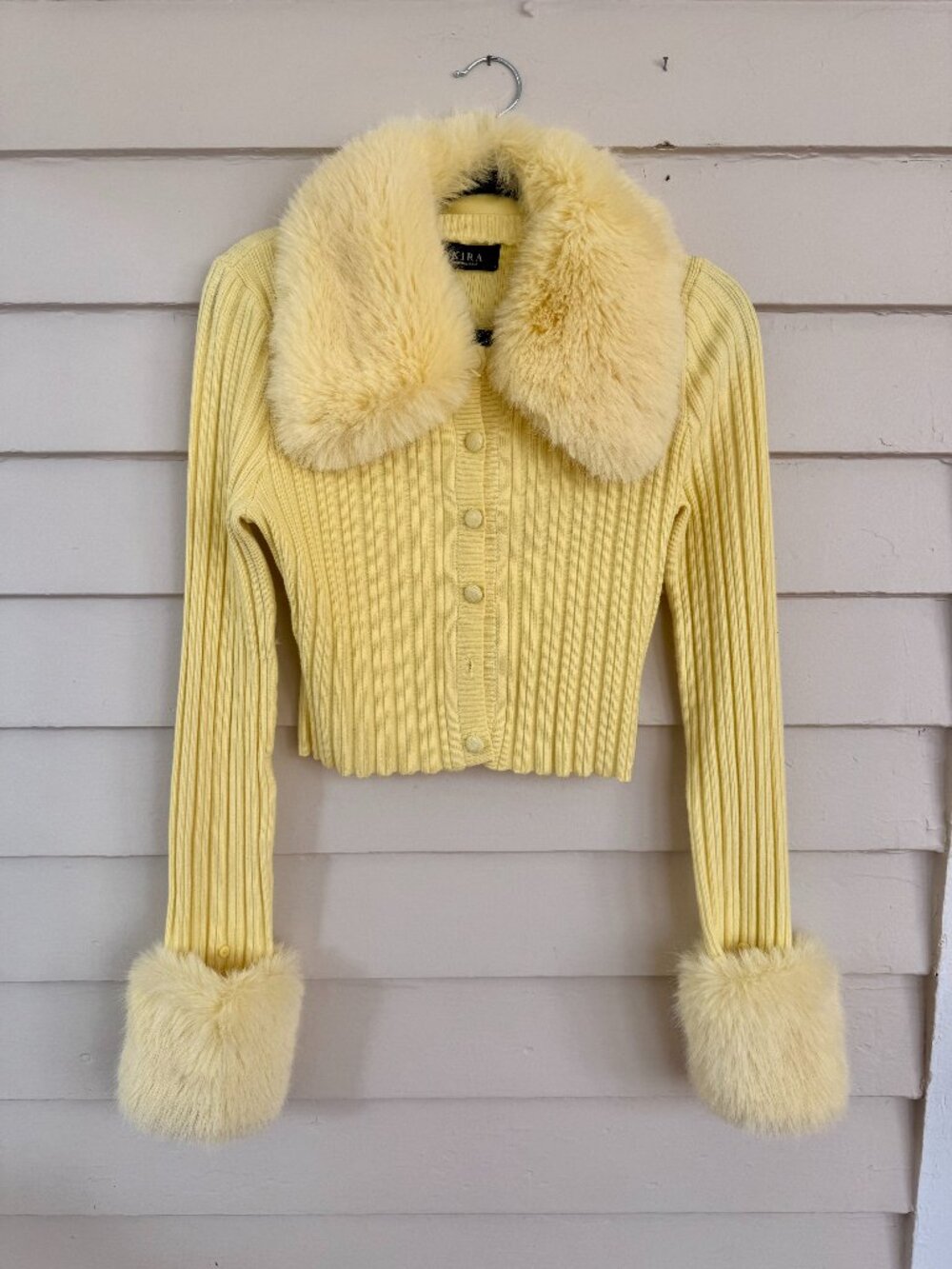 AKIRA Fur Trim Cardigan in Yellow SIZE M